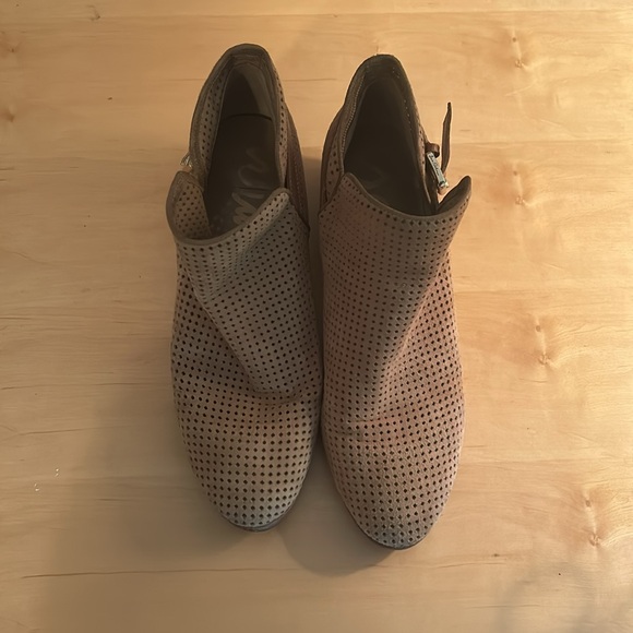 Sam Edelman boots; Size 10 - Picture 2 of 4